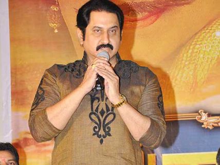 ఎందుకు ఈ కులాల గొడవ? నటుడు సుమన్ ఆసక్తికర వ్యాఖ్యలు!