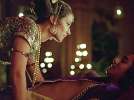 టాప్ 3లో ఇండియన్ మూవీ ‘కామసూత్ర’... హాలీవుడ్ సినిమాలు వెనక్కి!