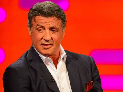 షాకింగ్: ప్రముఖ స్టార్ హీరో రేప్ చేశాడంటూ కేసు పెట్టిన మహిళా అభిమాని!