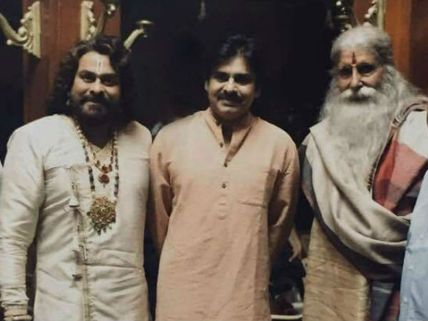 బిగ్‌బీతో పవన్ కల్యాణ్.. సైరా షూటింగ్ ఫోటో లీక్.. 