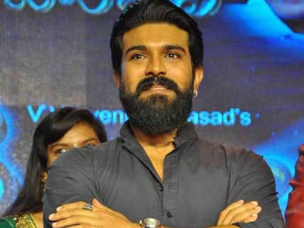 రాంచరణ్ దేశభక్తి.. సినిమా సెట్‌లో!