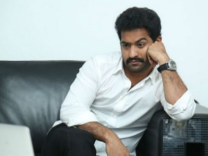 జూ ఎన్టీఆర్ జాతకంలో సంచలన విషయాలు: భవిష్యత్తులో ఏం జరుగబోతోందంటే...?