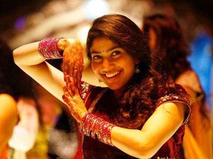 ‘ఫిదా’ సాంగ్ సంచలన రికార్డ్... 150 మిలియన్స్!