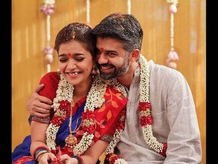 బాయ్‌ఫ్రెండ్‌ను పెళ్లాడిన స్వాతిరెడ్డి.. వరుడు ఎవరంటే..