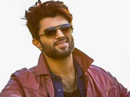 దసరా బరిలో విజయ్ దేవరకొండ.. నోటా రిలీజ్ డేట్ ఫిక్స్.. స్టార్ హీరోలకు ఝలక్!