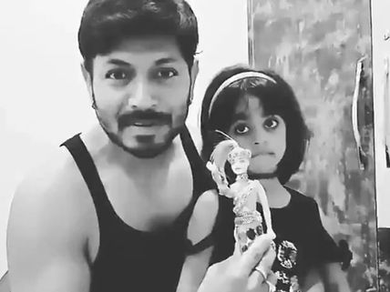 బిగ్‌బాస్ 2 విన్నర్ కౌశల్... కూతురు కోసం తెచ్చిన ఎమోషనల్ గిఫ్ట్ ఇదే!