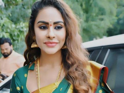 నీ సైజ్ కూడా తెలుసు, హీరోయిన్లను లైంగికంగా, డబ్బులు కూడా ఇచ్చావ్: శ్రీరెడ్డి సంచలనం