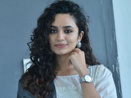 అందుకే విజయ్ దేవరకొండ ఇష్టం: మాళవిక నాయర్.. మీ టూ‌పై సెన్సేషనల్ కామెంట్స్