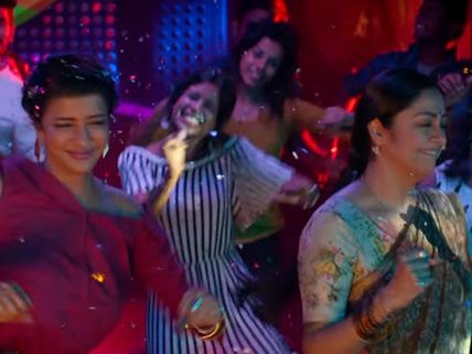 మంచు లక్ష్మి, జ్యోతిక డాన్స్ అదిరిపోయిందిగా.... వీడియో వైరల్