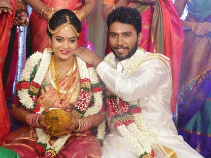 ఒక్కటైన సినీ జంట.. శివాజీ గణేషన్ మనవడితో తెలుగు హీరోయిన్ పెళ్లి!