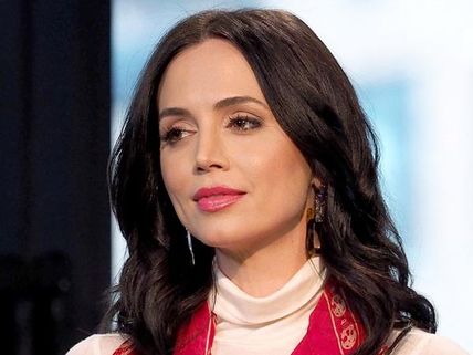 హీరోయిన్‌తో యాంకర్ అసభ్యంగా.. కోలుకోలేని దెబ్బ, 68 కోట్ల లాస్!