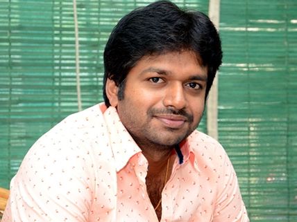 వరుణ్ తేజ్ కంగారుపెట్టాడు.. ఆ స్థాయివారితో పోల్చద్దు.. F2కి సీక్వెల్ తీస్తా