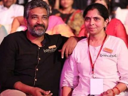 భార్యతో రాజమౌళి ఫుల్ రొమాంటిక్.. జక్కన టాలెంట్ చేస్తే షాకే!