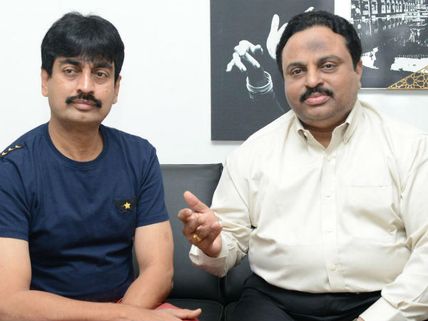 ఓ ఇంజనీరింగ్ స్టూడెంట్ ఆవేదననే 4 లెటర్స్ కథ.. కష్టాలు తెలుసుకొని.. రఘురాజ్