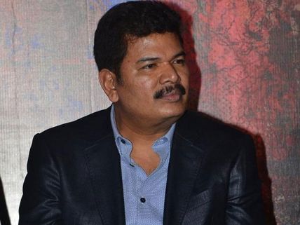 2.0తో మునిగిపోయాం.. శంకర్‌తో నిర్మాతల ఫైట్, భారతీయుడు2 ఆగిపోయినట్లేనా!