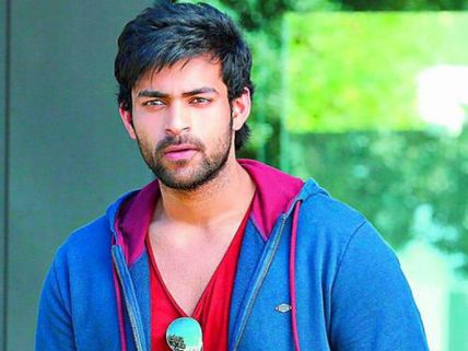 వరుణ్ తేజ్ ఆ దర్శకుడిని పక్కన పెట్టేశాడా.. ఆ తర్వాతే రామ్!