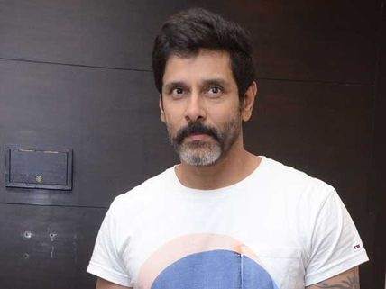 ఎంత నష్టమైనా భరిస్తా.. మా అబ్బాయి సినిమా ఆపేయండి.. అర్జున్ రెడ్డి రీమేక్ చూసి!