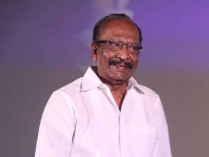 ప్రముఖ దర్శకుడి ఆరోగ్య పరిస్థితి విషయం... ఆస్పత్రిలో చేరిక