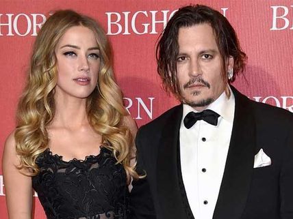 మాజీ భార్య మీద రూ. 370 కోట్ల పరువు నష్టం దావా వేసిన హీరో!