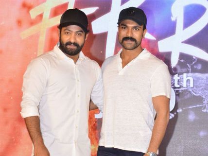 RRR: భేషజాలు లేకుండా చరణ్ ఒప్పుకున్నాడు, స్నేహం మరో లెవల్‌కు వెళ్లిందన్న జూ ఎన్టీఆర్
