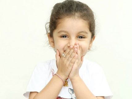 బాహుబలి పాటకు సితార డాన్స్ .. మురిసిపోయిన మహేష్ బాబు (డాన్స్ వీడియో)