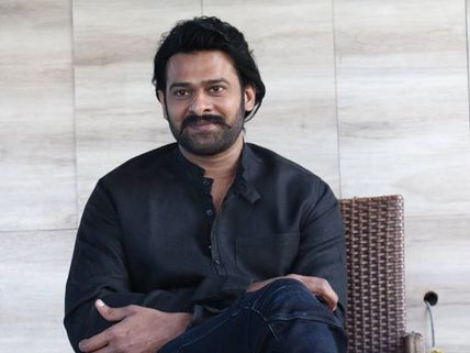 మహేష్ చెంత చేరునున్న ప్రభాస్.. వైరల్ అవుతున్న క్రేజీ న్యూస్