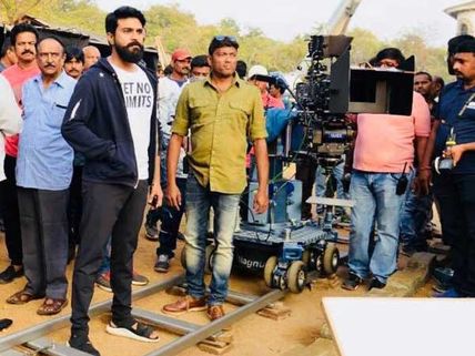  సైరా సెట్లో అగ్నిప్రమాదంపై అనుమానాలు.. రాంచరణ్‌ వైపే అందరి చూపు.. వివాదంగా!