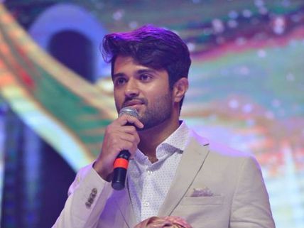 అతనైతే ఓకే అనేసిన విజయ్ దేవరకొండ.. షాకవుతున్న ఫ్యాన్స్