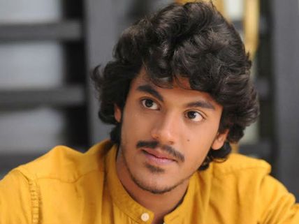 జూ ఎన్టీఆర్ హెల్ప్ చేయలేదు, అదంతా తప్పుడు ప్రచారం: శ్రీహరి తనయుడు మేఘాంశ్