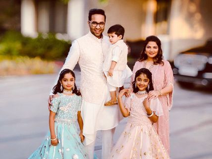 మంచు విష్ణు ఫ్యామిలీ టైమ్.. అంతా ఒక్కచోట చేరి..! వైరల్ పిక్