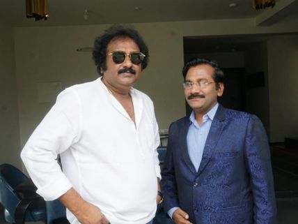 వివి వినాయక్ చేతుల మీదుగా ఉండి పోరాదే పాట.. ట్రెండింగ్‌గా టీజర్‌