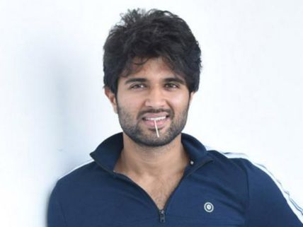 ఇండస్ట్రీలో నెగిటివిటీ వ్యాప్తి చేస్తున్నారు...  స్టార్ హీరో, విజయ్ దేవరకొండ పేరు అడ్డంపెట్టుకుని!