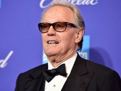 హాలీవుడ్ లెజెండరీ యాక్టర్ పీటర్ ఫోండా ఇక లేరు