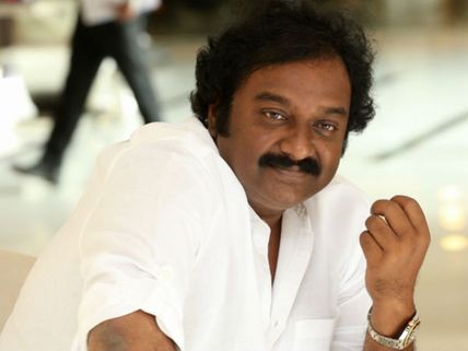  అందుకే హీరోగా చేస్తున్నానన్న వినాయక్.. రెమ్యూనరేషన్ ఎంతో తెలిస్తే అవాక్కవుతారు.!