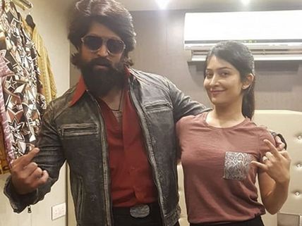 యశ్.. తన భార్యను ఎలా ఆడిస్తున్నాడో చూడండి.. స్పెషల్ వీడియో షేర్ చేసిన రాధిక