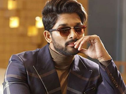 తండ్రికి కొడుకు ఇవ్వగల బహుమతి.. సైరాపై భావోద్వేగమైన అల్లు అర్జున్