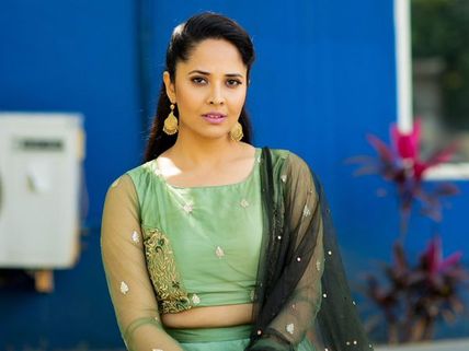 గతంలో రామ్ చరణ్‌.. ఇప్పుడు అల్లు అర్జున్‌! స్కెచ్ రెడీ.. సిద్దమైన అనసూయ 