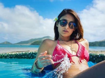 అందాలను షేక్ చేస్తూ ఇలియానా.. వాట్ ఎ మూమెంట్! సెన్సేషనల్ వీడియో