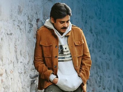 పవన్ కల్యాణ్‌కు శుభాకాంక్షలు తెలిపిన ప్రముఖులు.. వందేళ్లు బతకాలన్న మాజీ సీఎం