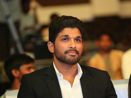 అల్లు అర్జున్ సినిమాకు మరో అట్రాక్షన్.. తమిళ స్టార్ హీరో తోడు.. వైరల్ అవుతున్న క్రేజీ న్యూస్!