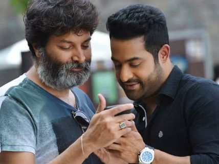 త్రివిక్రమ్‌తో ఎన్టీఆర్ కొత్త ప్రాజెక్ట్ కన్ఫర్మ్.. బడ్జెట్ ఎంత కేటాయిస్తున్నారో తెలిస్తే షాక్