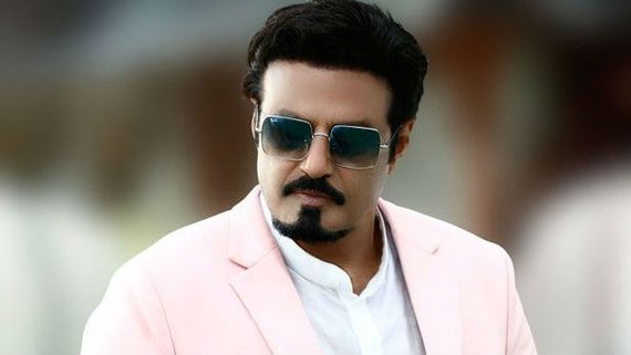 బాలయ్య మూవీలో విలన్ శ్రీకాంత్ కాదు.. మరో హీరో పేరు లీక్.. అందుకే అక్కడకు వచ్చాడా.!