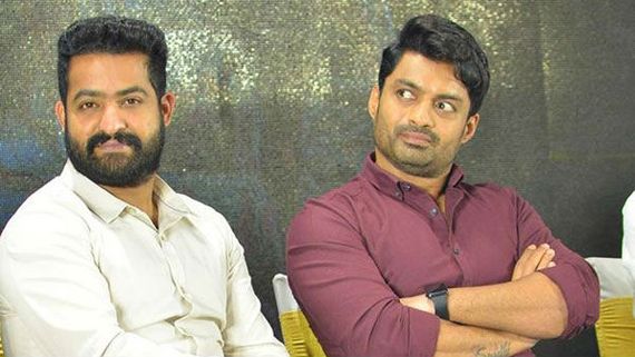 సంక్రాంతి సినిమాల రేసులోకి జూనియర్ ఎన్టీఆర్.. మెగా హీరోలకు పోటీగా దించుతున్నారు.!