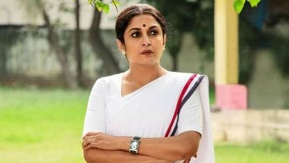 ఆసక్తి రేకెత్తించిన క్వీన్ ట్రైలర్.. అమ్మగా ఆకట్టుకున్న రమ్యకృష్ణ