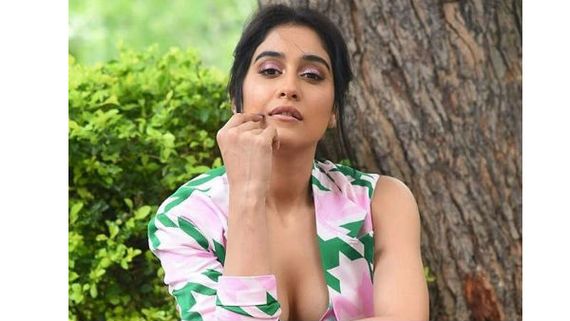 భవిష్యత్ చెప్పనున్న రెజీనా.. హీరోయిన్ ఇంట్రెస్టింగ్ క్యారెక్టర్!