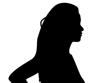 నగ్నంగా ఉన్న ఫోటో పోస్ట్.. ఫేక్ ఐడీలపై ఫైర్.. నటి ఫిర్యాదు