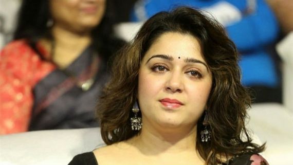 యంగ్ హీరోపై ఛార్మి ఫోకస్.. పూరి హెల్ప్‌తో ఇలా ప్లాన్ చేస్తోందట!