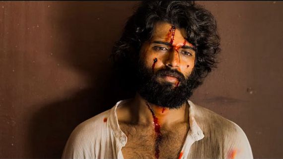 ‘వరల్డ్ ఫేమస్ లవర్’ స్టోరీ లీక్.. సరికొత్త యాంగిల్ చూపించబోతున్న విజయ్ దేవరకొండ