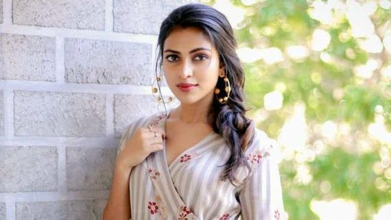  అలాంటి జీవితంపై మనసు పారేసుకుంది.... షాకిస్తోన్న అమలాపాల్ నిర్ణయం