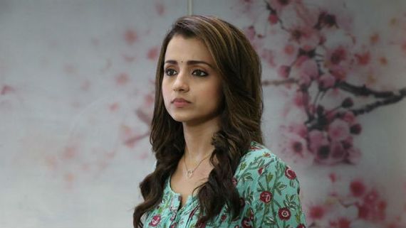 నీవు తోపు హీరోయిన్‌వైనా.. అలా చేస్తే కట్ చేస్తాం.. త్రిషపై భగ్గుమన్న నిర్మాతలు!